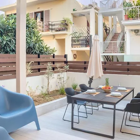 Jasminestay - Two Bedroom With Backyard Apartment Chania (Crete)