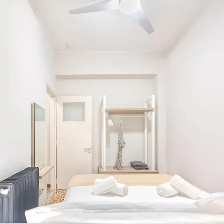 Jasminestay - Two Bedroom With Backyard Apartament Chania (Crete)