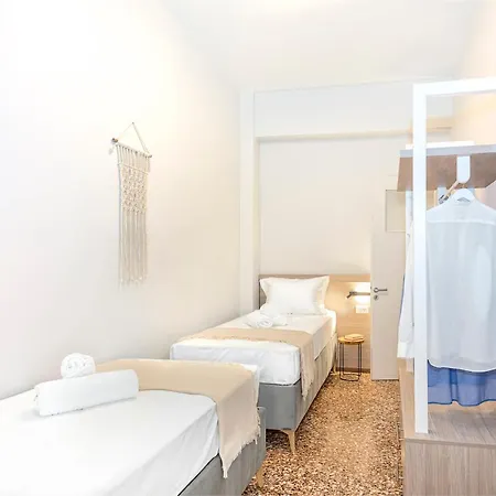 Jasminestay - Two Bedroom With Backyard Lejlighed *