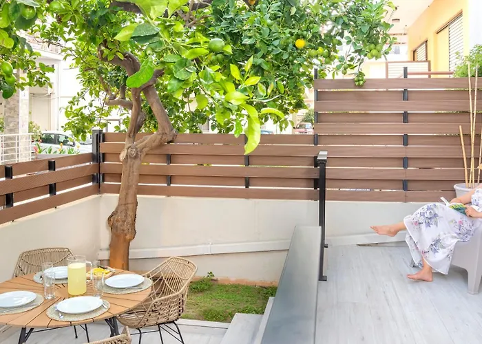 Jasminestay - Two Bedroom With Backyard * Chania (Crete)