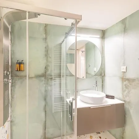 Jasminestay - Two Bedroom With Backyard *