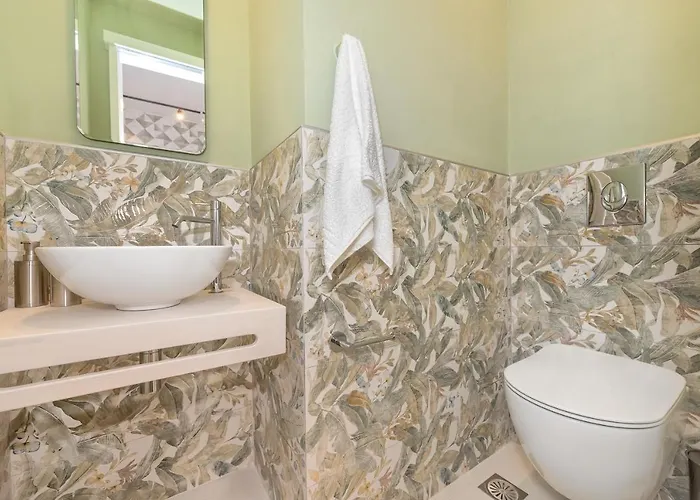 Jasminestay - Two Bedroom With Backyard Apartamento *