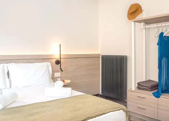 Jasminestay - Two Bedroom With Backyard * Hanya