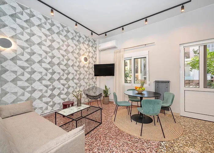 Jasminestay - Two Bedroom With Backyard Daire Hanya