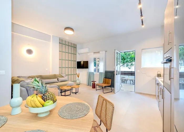 Jasminestay - Two Bedroom With Backyard Apartamento La Canea