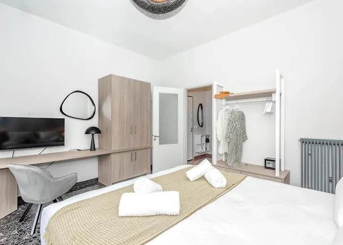 Jasminestay - Two Bedroom With Backyard *